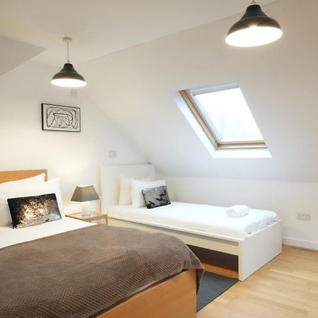 Great Airport Sleep Harmondsworth Exterior foto